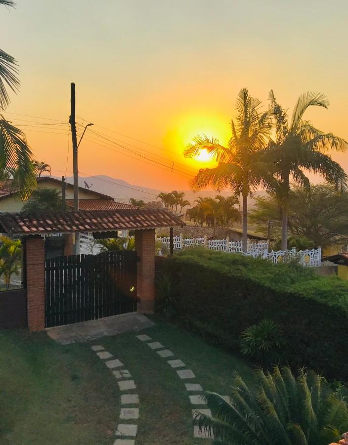 Chacara Tha&Thi Cond Fechado Wi Fi Spa E Pisc Aquececimento Solar Bom Jesus dos Perdões Exteriör bild